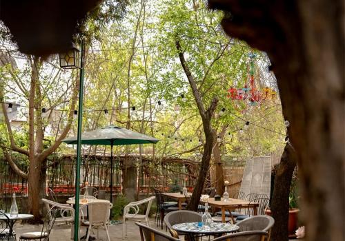 CIZ Wine Bar & More