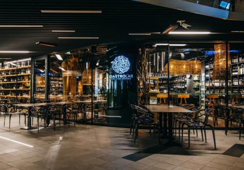 Gastrolab Piata Victoriei - Wine Bar, Shop & Restaurant