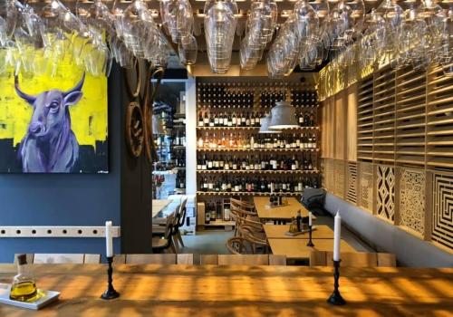 Vino Bubbles & Tapas - Wine Bar, Shop & Appetizers