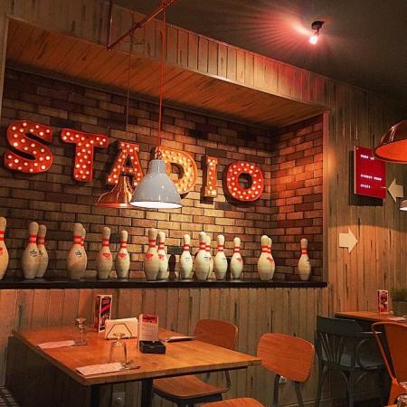 Stadio - Restaurant with athrium