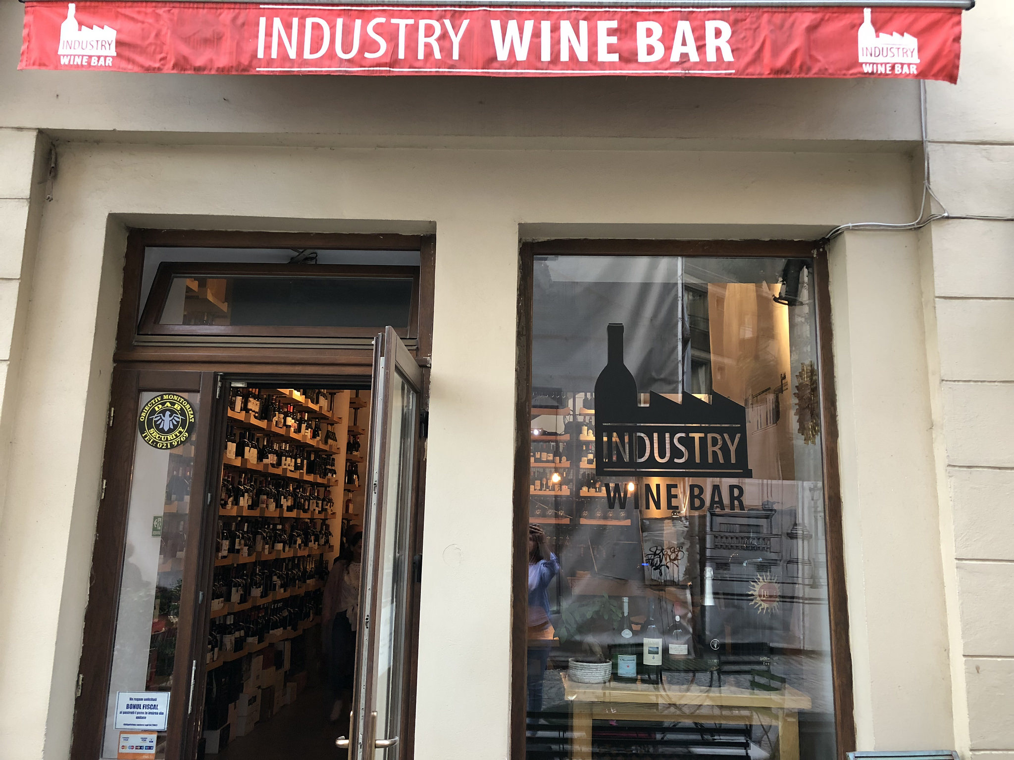 Bucuresti, Wine Wine Bars Bucharest