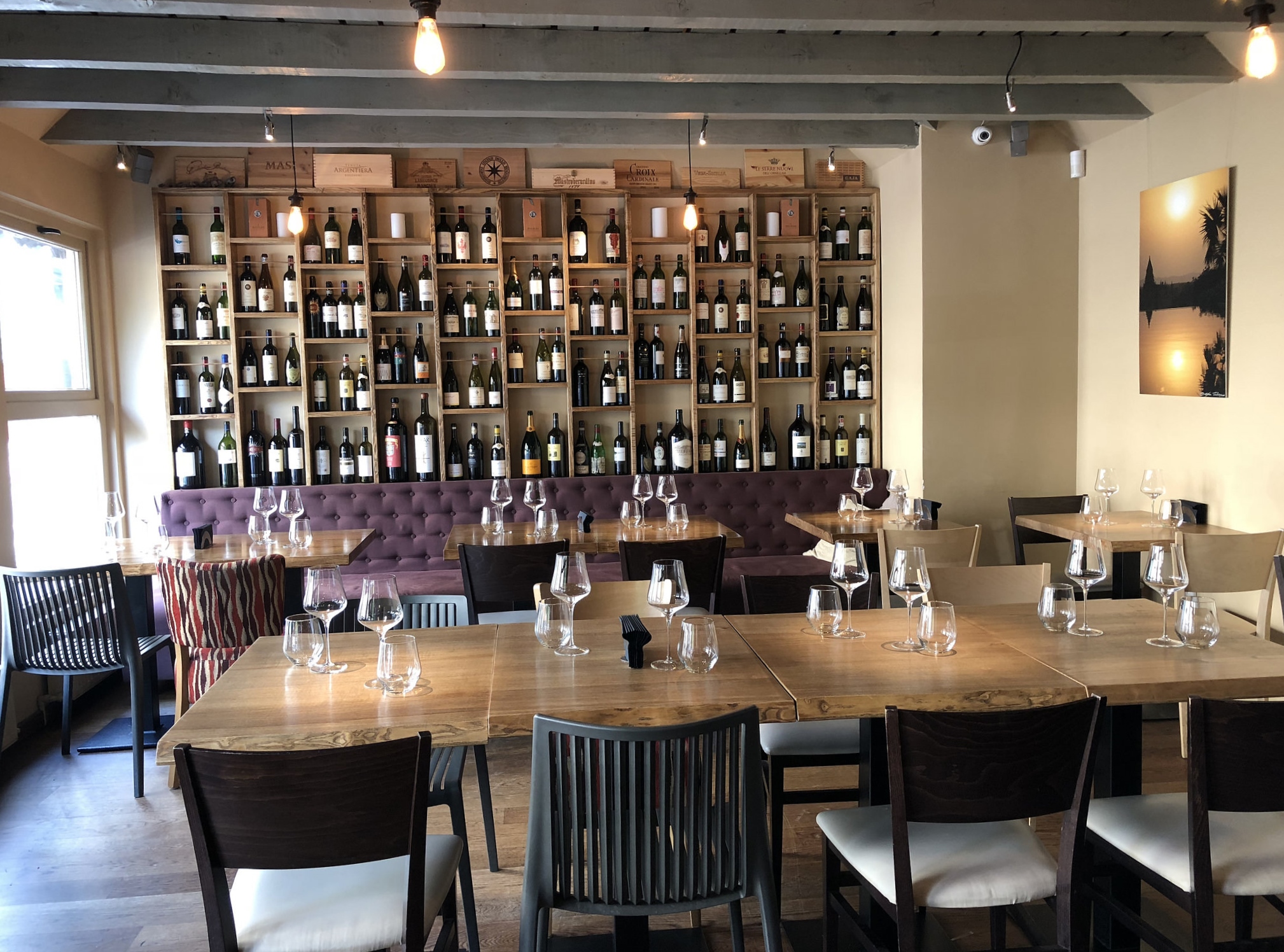 Bucuresti, Wine Wine Bars Bucharest